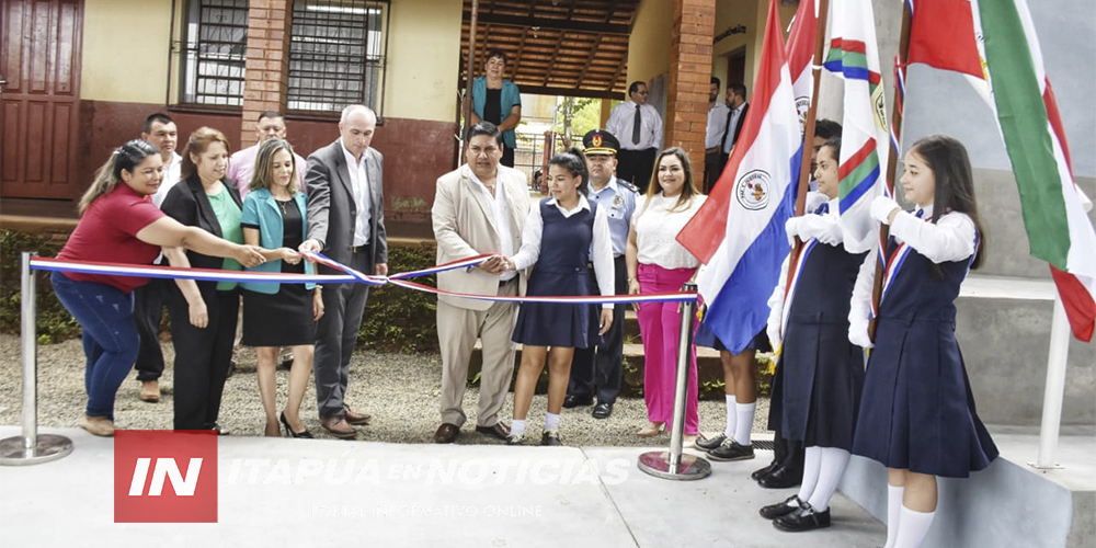 INAUGURARON  POLIDEPORTIVO MULTIUSO EN SAN JUAN DEL PARANÁ