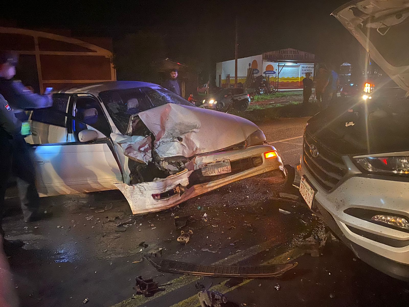 LESIÓN Y DAÑOS MATERIALES EN ACCIDENTE DE TRÁNSITO EN LA RUTA PY06