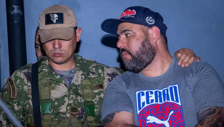 CAE LÍDER DE LA BARRA DE CERRO: VENDÍA DROGAS EN 40 BARRIOS Y TENÍA NEXOS POLÍTICOS