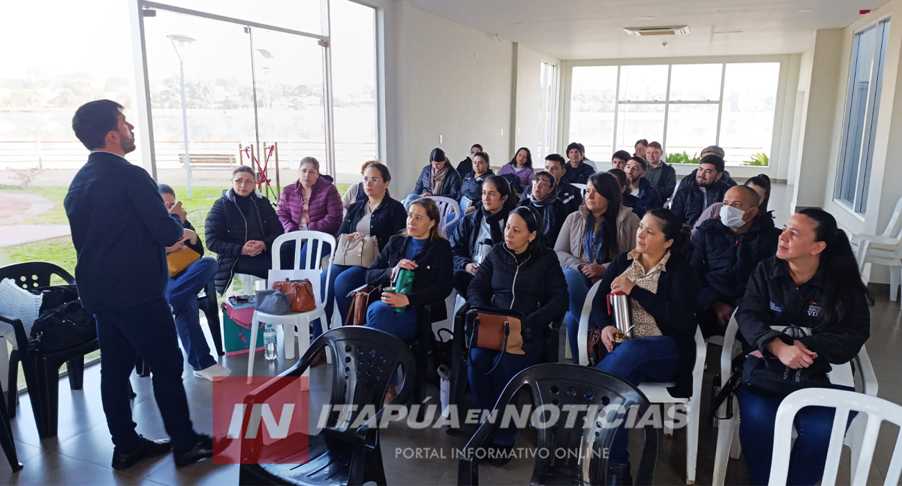 CAPACITAN A MUNICIPIOS PARA GARANTIZAR ALIMENTOS SEGUROS DURANTE EL RALLY