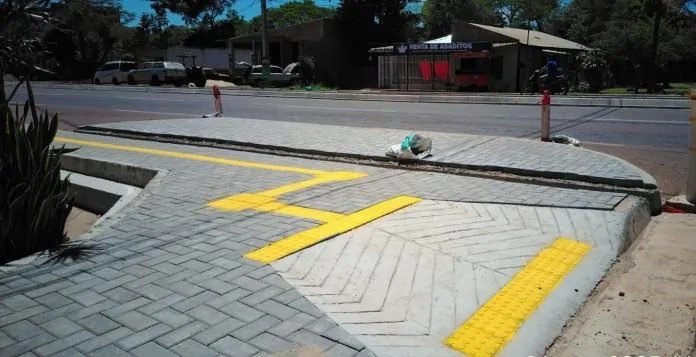 CORONEL BOGADO HABILITA OBRAS PARA REFORZAR SEGURIDAD VIAL Y CONEXIÓN CON RUTA PY01