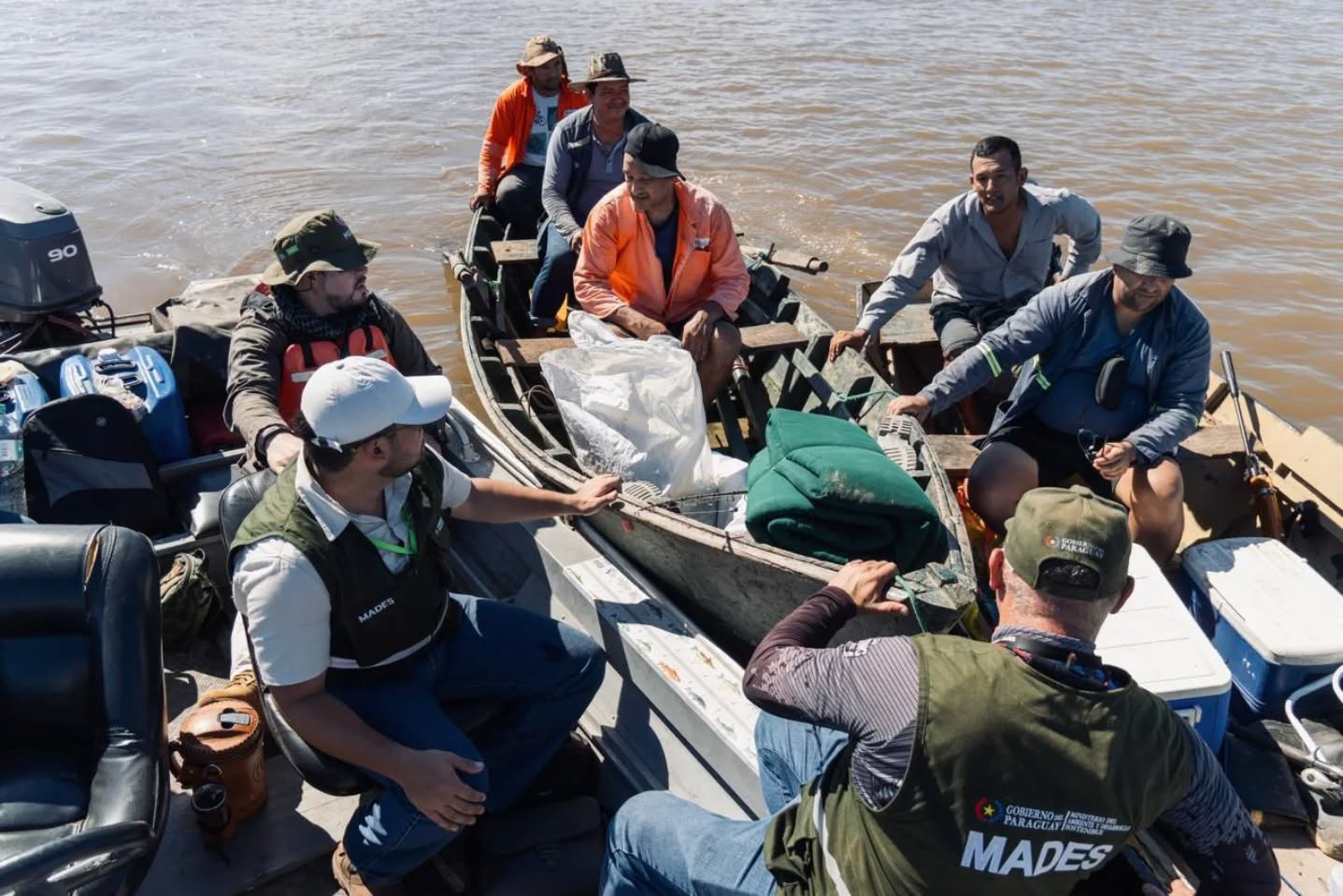 OPERATIVOS DEL MADES: DECOMISAN ARTES DE PESCA ILEGALES EN EL SUR DEL PAÍS