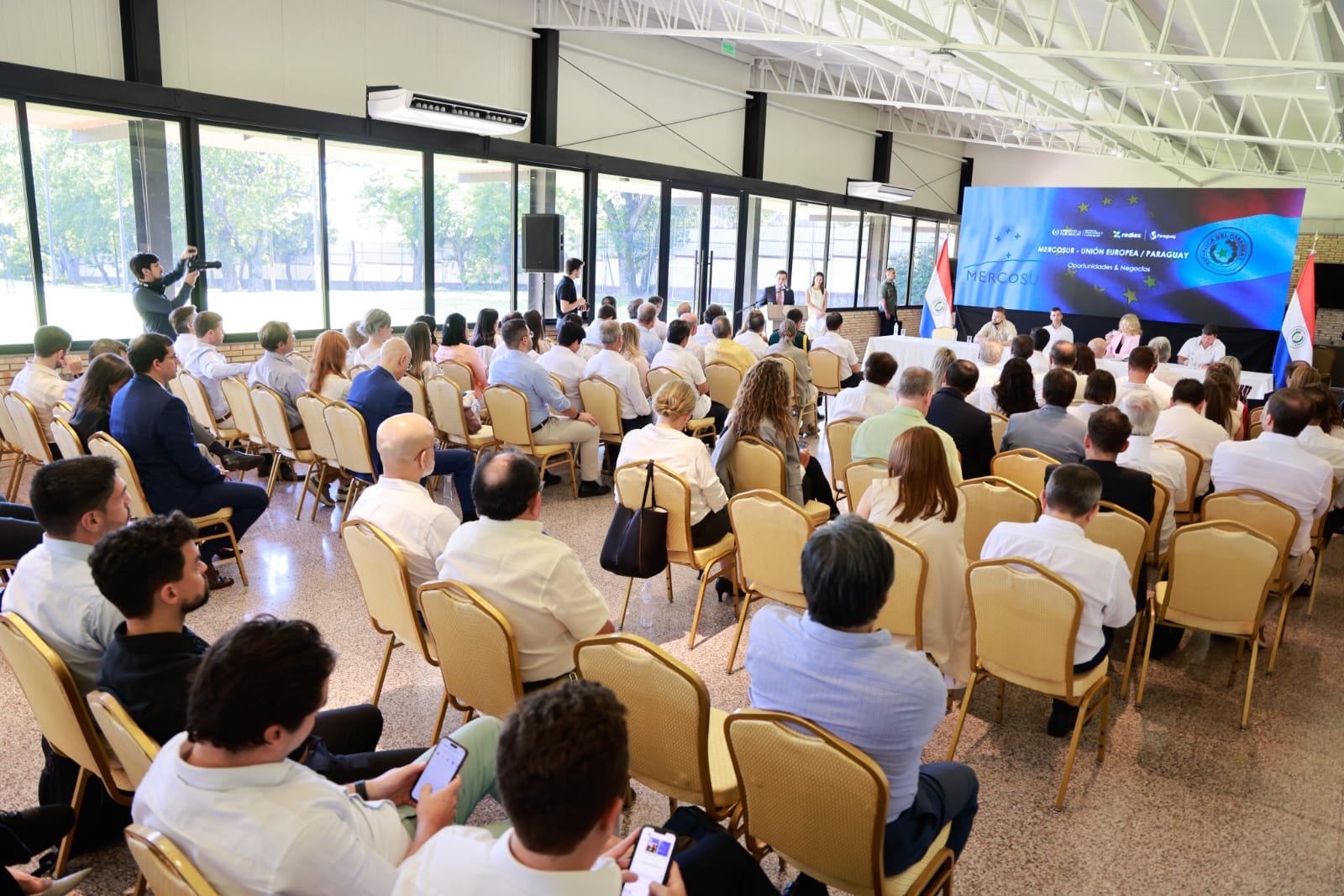 EJECUTIVO COMPARTIÓ CON EL SECTOR PRIVADO POTENCIAL DE CRECIMIENTO QUE OFRECE AL PARAGUAY ACUERDO UE-MERCOSUR