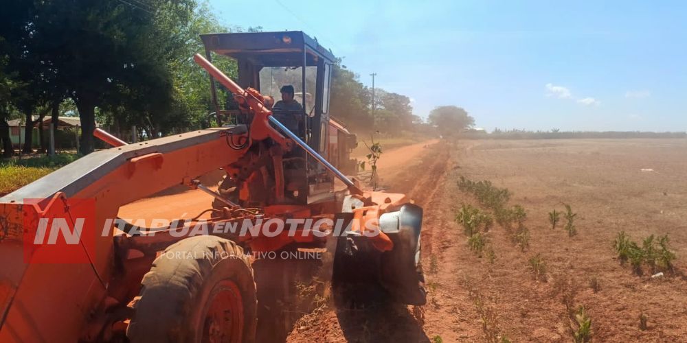MANTENIMIENTO DE CAMINOS VECINALES AVANZA EN SIETE MUNICIPIOS DE ITAPÚA