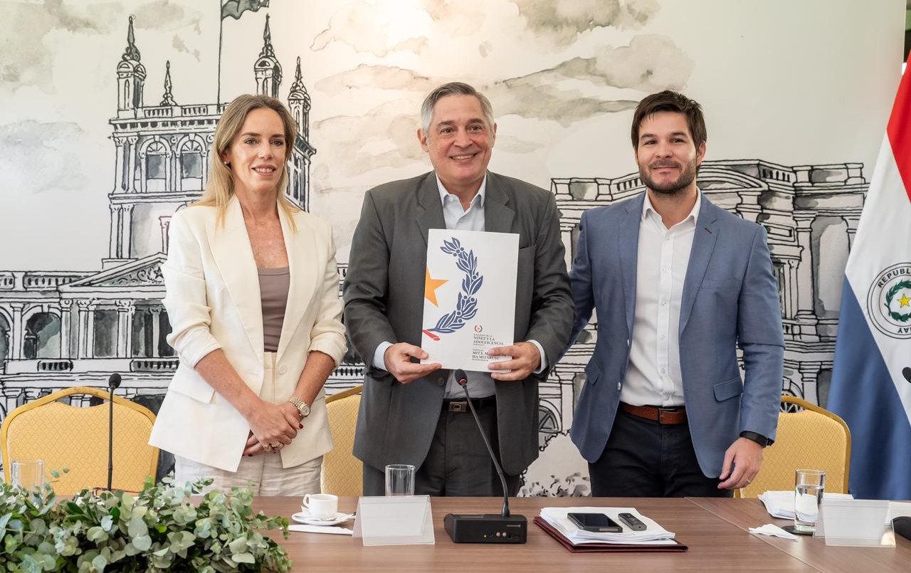 AVANZAN EN IMPLEMENTACIÓN DE “SEMILLAS DEL FUTURO” Y SE CONSOLIDA APERTURA DE LOS PRIMEROS CAIPI