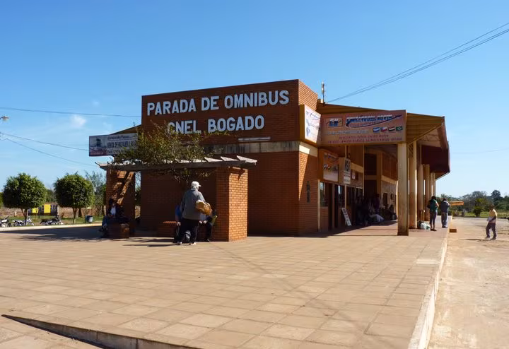 NACIMIENTO INESPERADO EN CNEL. BOGADO: MUJER DIO A LUZ EN EL BAÑO DE LA TERMINAL